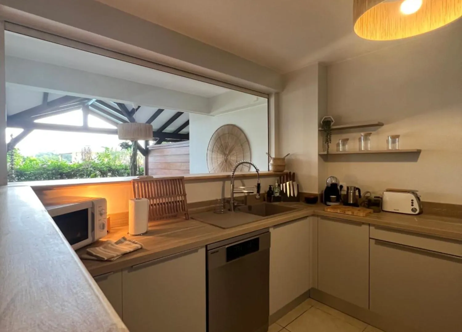 Апартаменты Appartement Cosy Palm&Sable Ле-Труаз-Иле